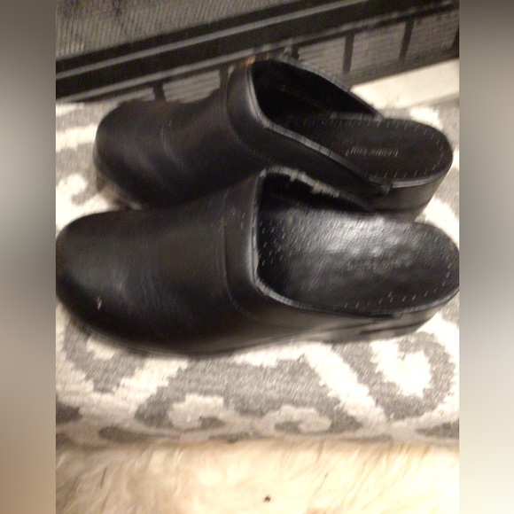 Lands’ End clogs size 10B - Picture 3 of 6